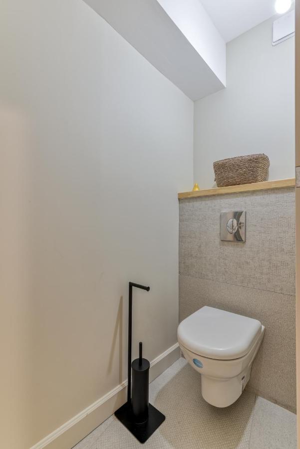 Les Gites De Laure - O Lit Divin, Instant De Volupte, Balneo Sauna, Climatisation, Netflix, 160M De La Cite Medievale Carcassonne Exteriör bild