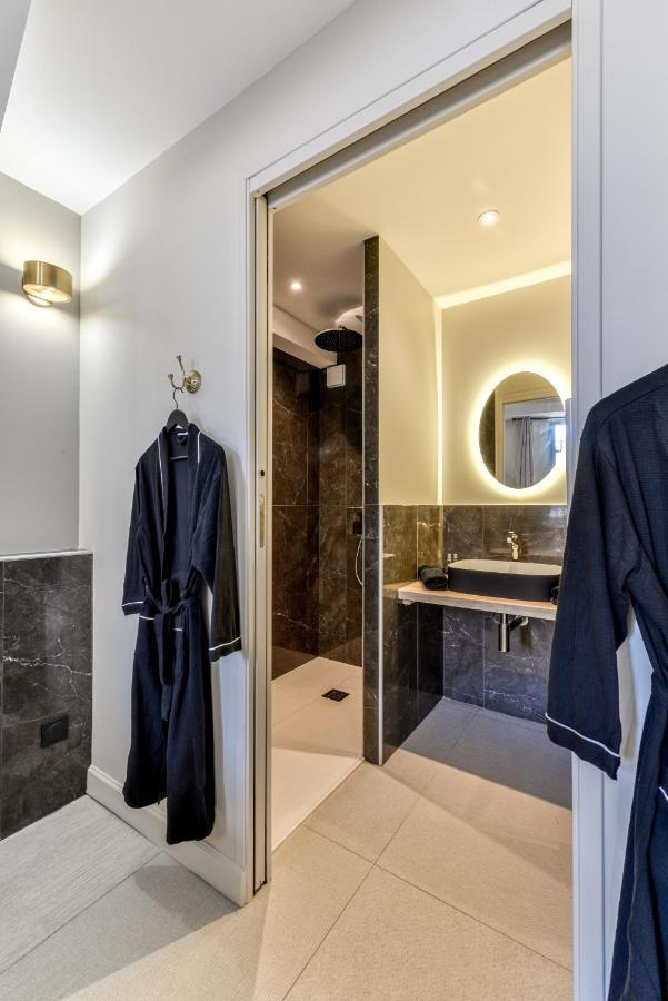 Les Gites De Laure - O Lit Divin, Instant De Volupte, Balneo Sauna, Climatisation, Netflix, 160M De La Cite Medievale Carcassonne Exteriör bild