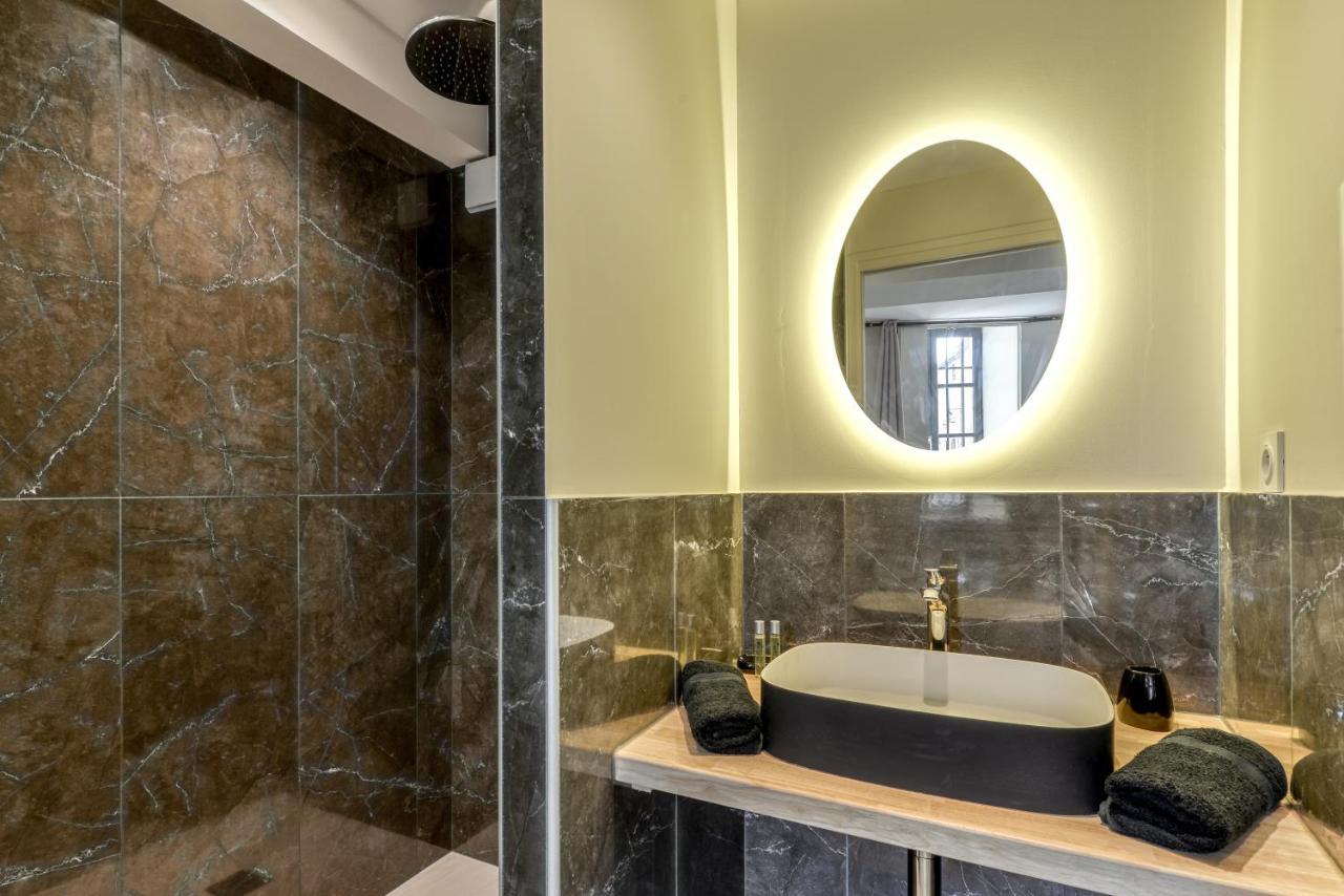 Les Gites De Laure - O Lit Divin, Instant De Volupte, Balneo Sauna, Climatisation, Netflix, 160M De La Cite Medievale Carcassonne Exteriör bild