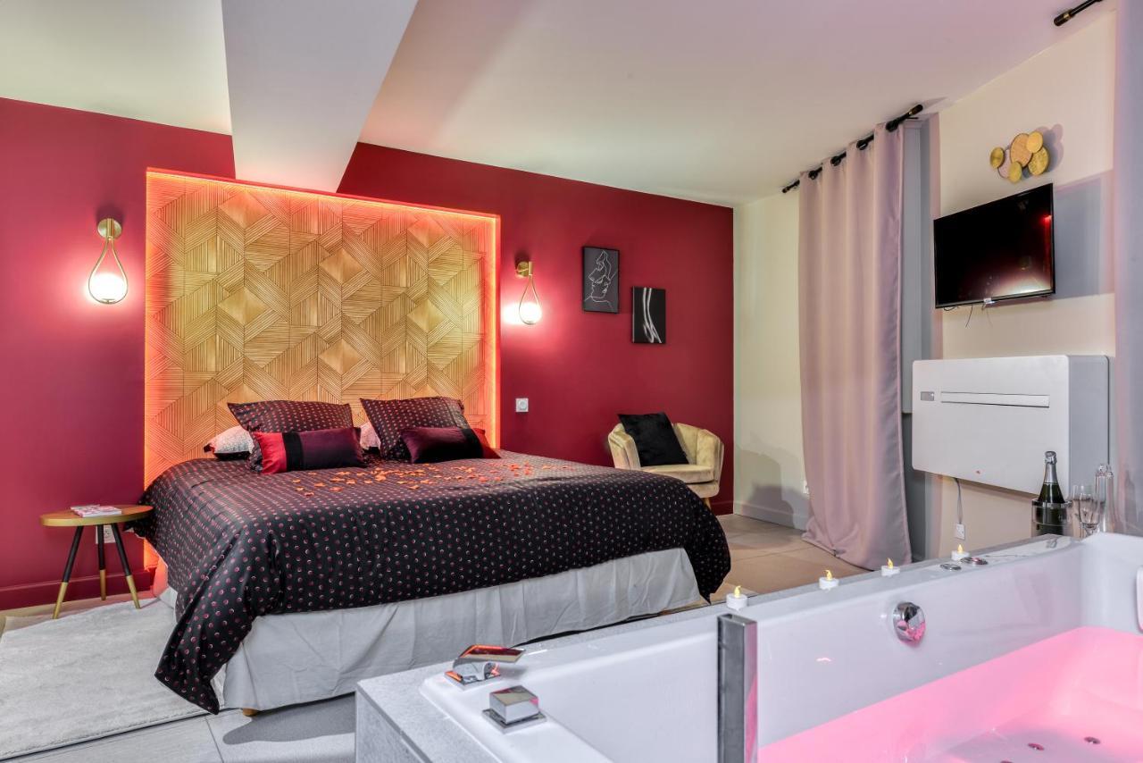 Les Gites De Laure - O Lit Divin, Instant De Volupte, Balneo Sauna, Climatisation, Netflix, 160M De La Cite Medievale Carcassonne Exteriör bild